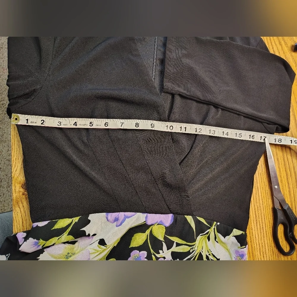 R&K maxi dress floral chiffon a-line size 6, black elegant, stretch. - Picture 9 of 16